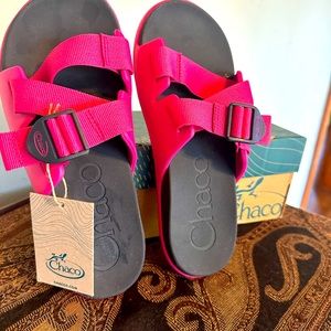CHACO CHILLOS WOMEN’S SLIDE - size 8